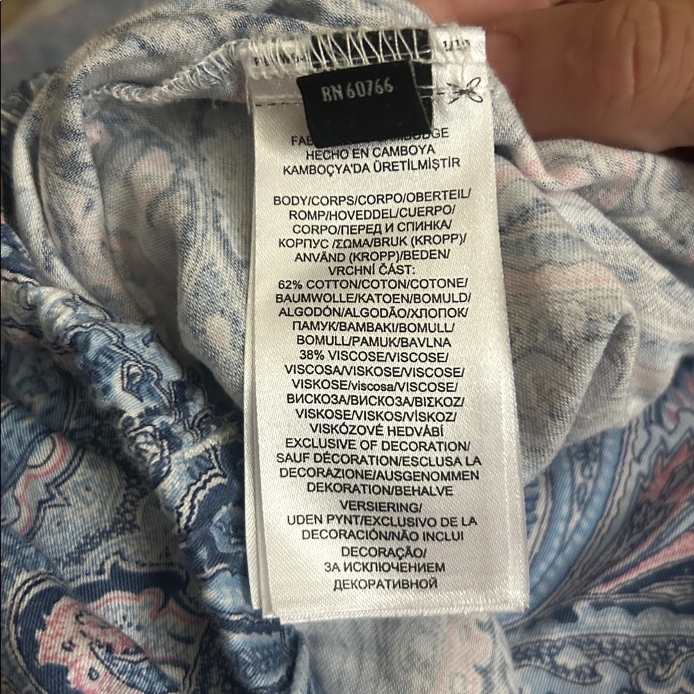 Ralph Lauren PJs Blue and Pink Paisley Pajama Set - Picture 9 of 11
